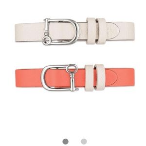 Single leather pebble white/neon coral reversible